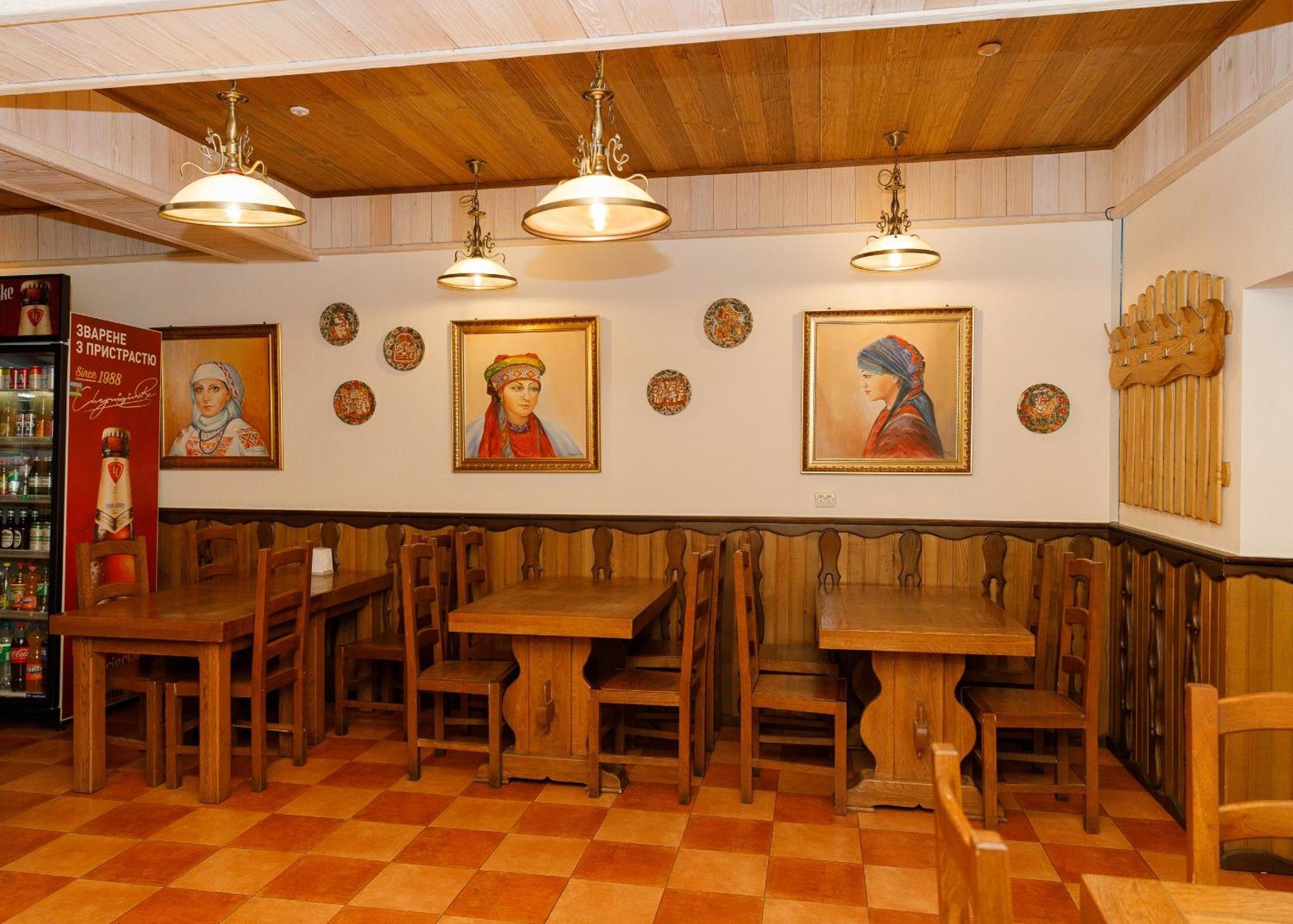 Hotel Gostyniy Dvir Synevir à Lac Lac Synevyr Extérieur photo